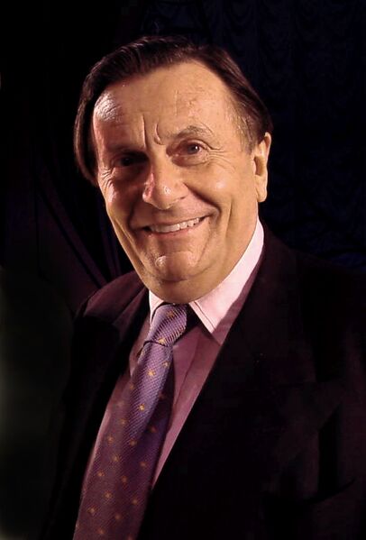Datei:Barry Humphries.jpg