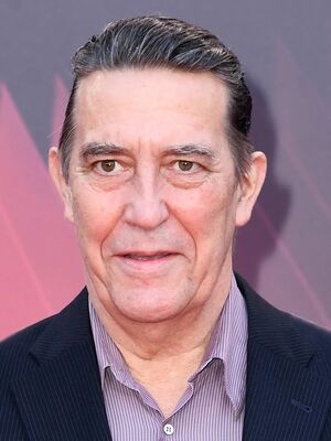 Ciarán Hinds.jpg
